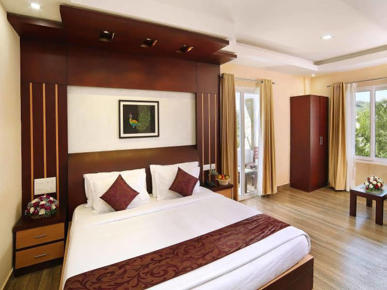 Elysium Garden Otel Munnar Dış mekan fotoğraf